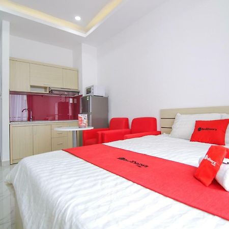 Reddoorz Near Quan Khu 7 Stadium Cidade de Ho Chi Minh Exterior foto