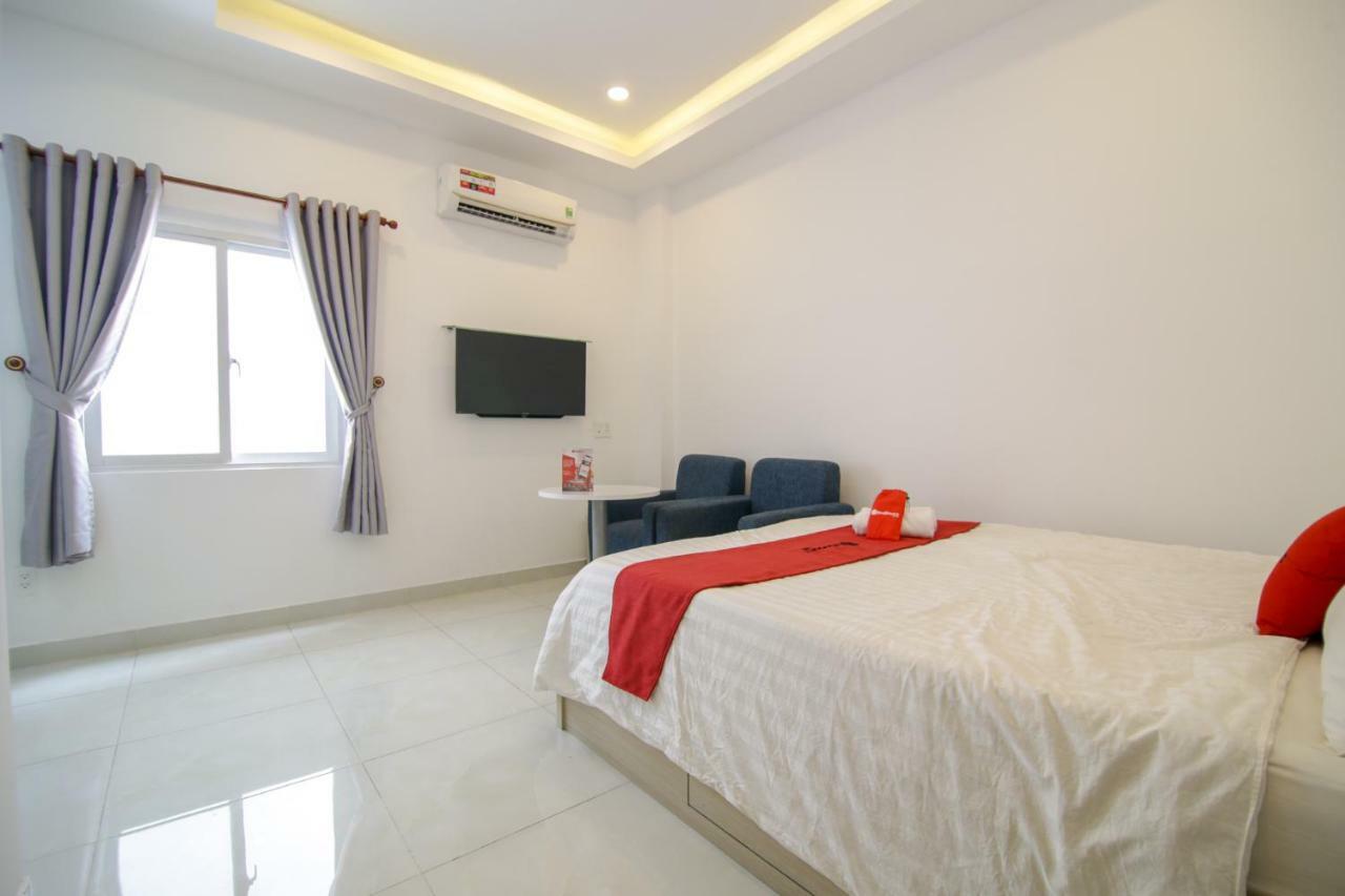Reddoorz Near Quan Khu 7 Stadium Cidade de Ho Chi Minh Exterior foto