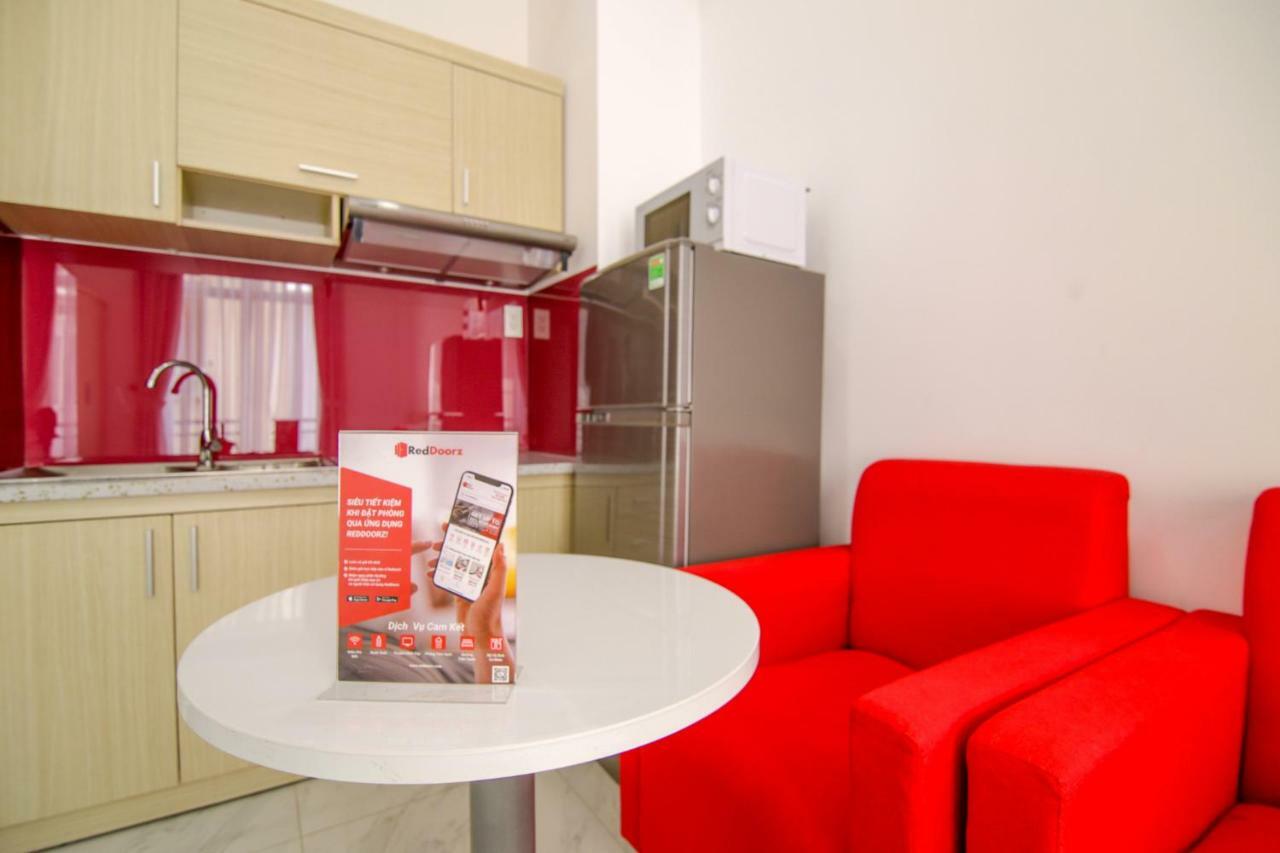 Reddoorz Near Quan Khu 7 Stadium Cidade de Ho Chi Minh Exterior foto