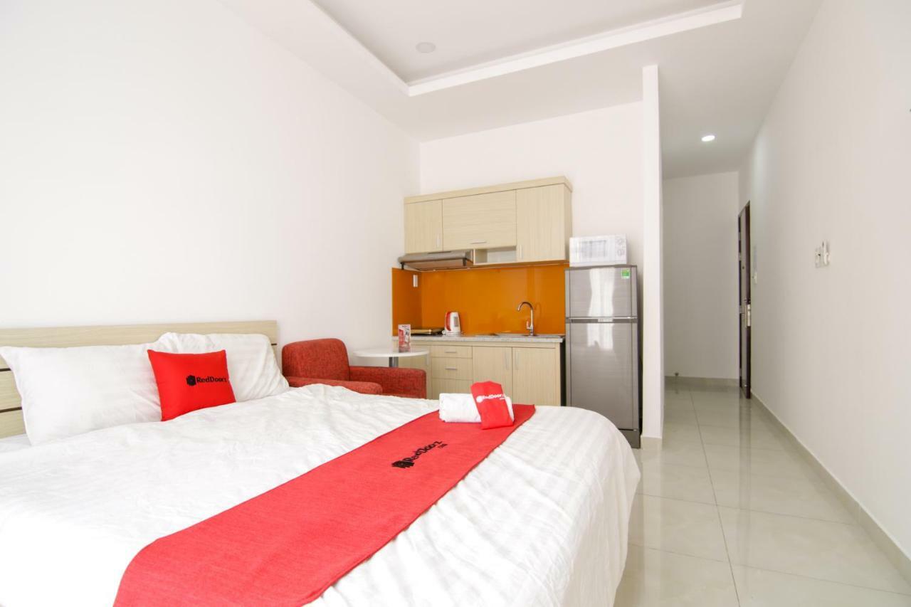 Reddoorz Near Quan Khu 7 Stadium Cidade de Ho Chi Minh Exterior foto