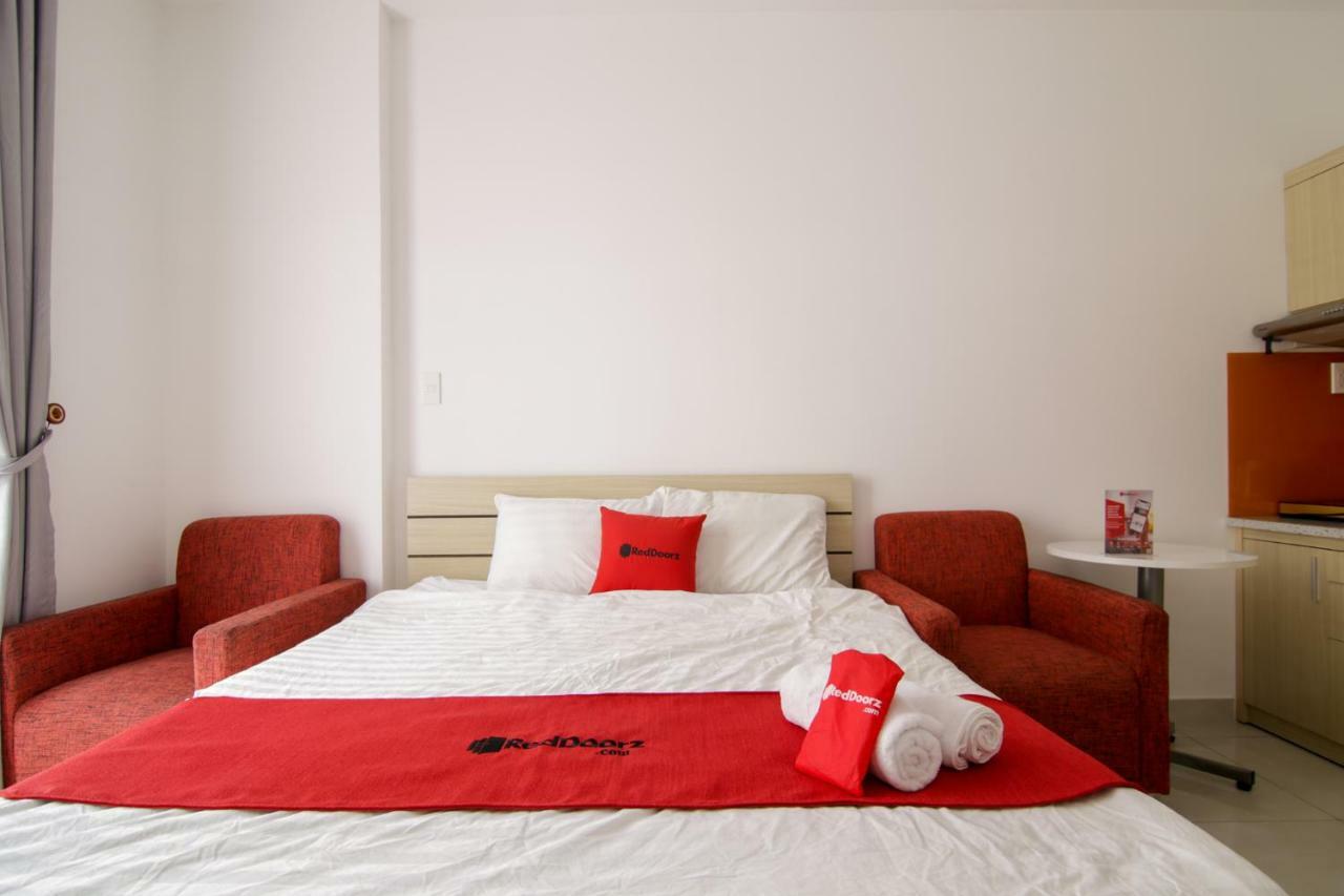 Reddoorz Near Quan Khu 7 Stadium Cidade de Ho Chi Minh Exterior foto